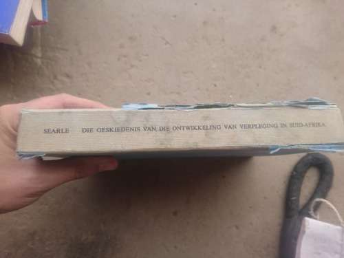 COLLECTION OF 5 MEDICAL BOOKS