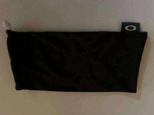 Genuine Oakley sunglasses. With spare clear interchangeable lenses, Oakley case and soft glass carry