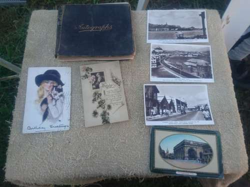 SWEET LITTLE AUTOGRAPH BOOK WITH POSTCARDS BELONGED TO JESSIE ELLIS 1920.COVER LOSE