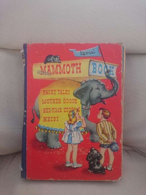 MAMOTH BOOK FAIRY TALES 1948 HARDCOVER BOOK