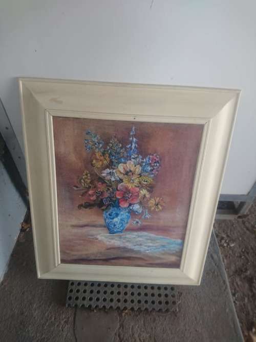 lovely flower scene painted by Leon Pechwell 1946
