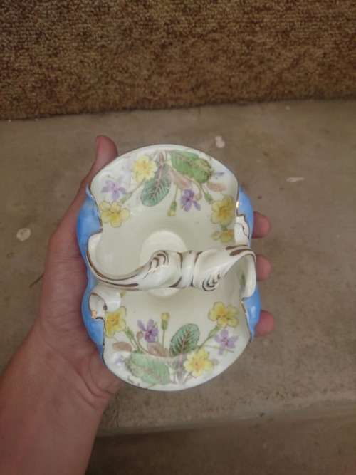 Stunning Royal doultan porcelain sugar cube holder No chip marks