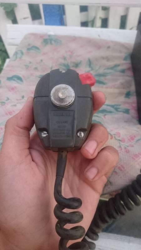 Rare find a SAR radio.no idee if it works.dont know how to test it.selling as is
