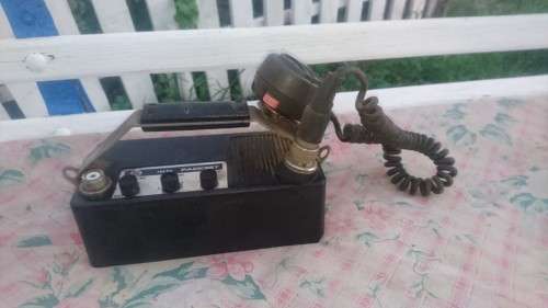 Rare find a SAR radio.no idee if it works.dont know how to test it.selling as is