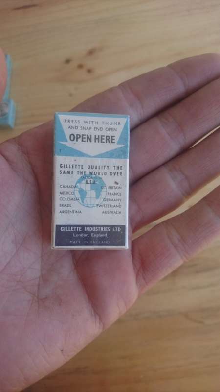 RARE OLD NEW STOCK GILLETTE PACKETS OF BLADES - BID PER PACKET -