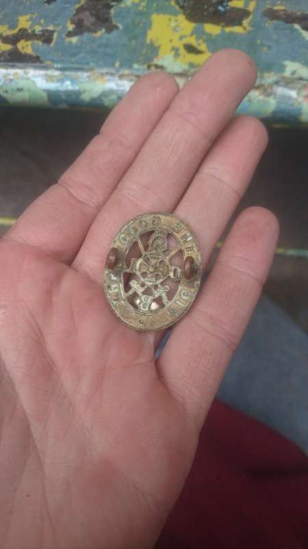 Church Lads Brigade Fight the Good Fight Cap Badge lugs in tact