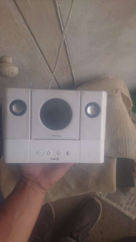 I STATION LOGIC 3 DOCKING STATION