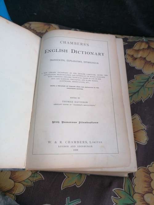 CHAMBER`S ENGLISH DICTIONARY 1898