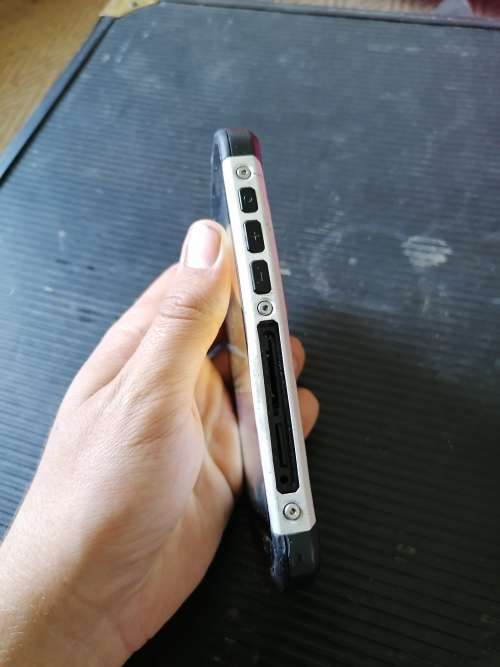 CAT S40 CELLPHONE WORKING. SPEAKER and SIM CARD FAULTY