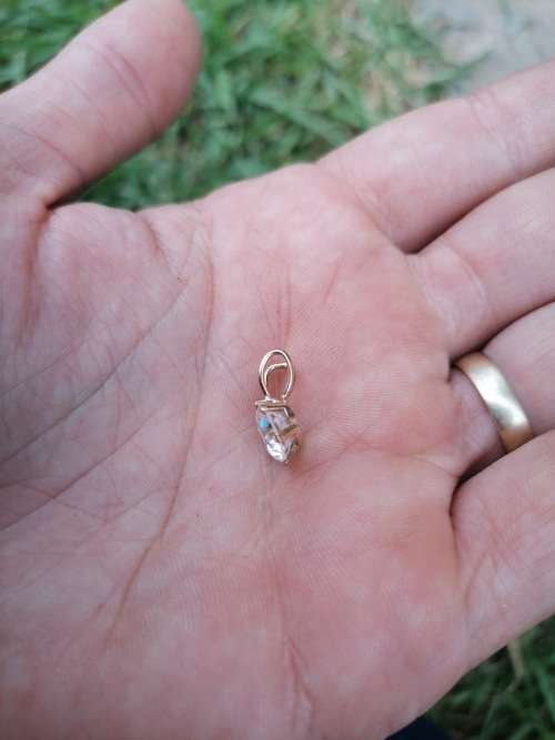 Lovely vintage 9ct gold set