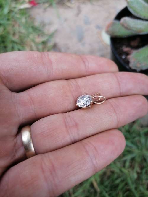 Lovely vintage 9ct gold set