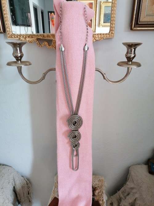 Lovely necklace