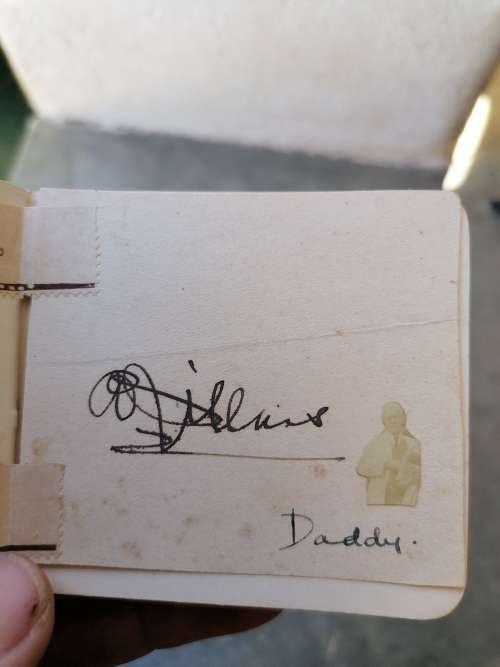 Antique Autographs booklet