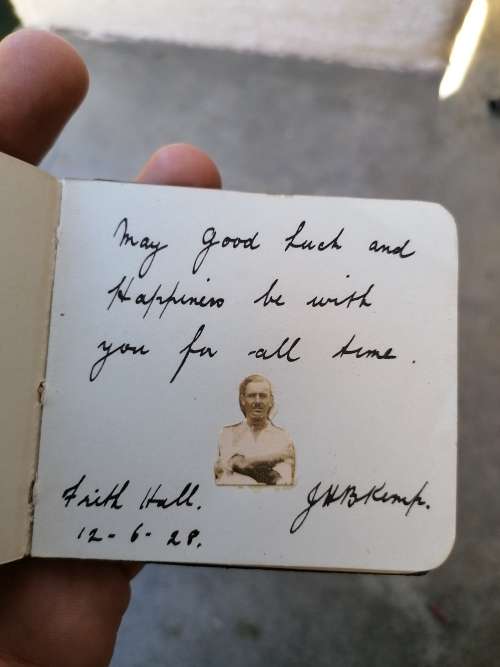 Antique Autographs booklet