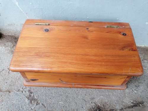 Wow stunning vintage Oregon pine letter/envelope holder
