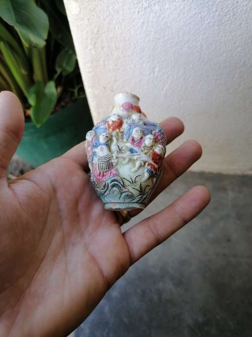 Porcelain chinese antique snuff qianlong producing 19th century