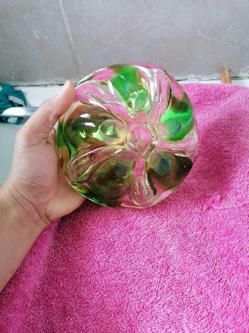 Studio glassware bid per item
