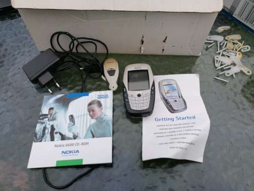 NOKIA 6600 NHL-10 GSM Symbian mobile phone, with charger, manual, ear piece and cd