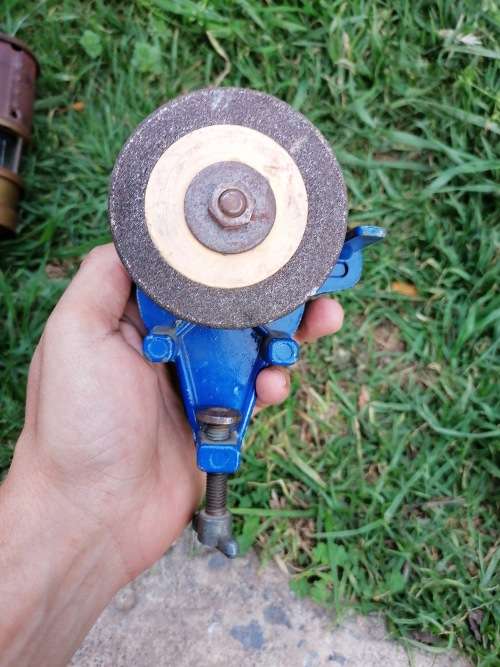 VINTAGE SMALL HAND GRINDER KNIFE SHARPENER