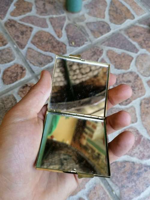 Vintage fold up mirror