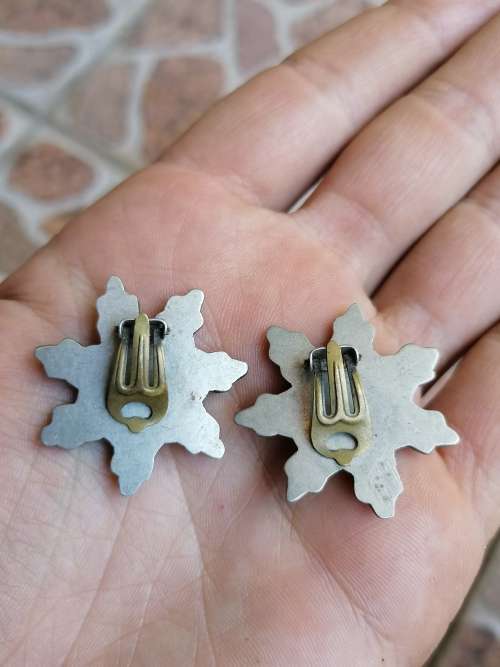 Vintage clip on earrings