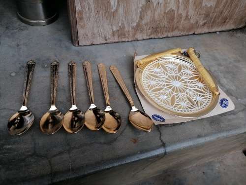 Stainless steal and gold plated japan cutlery and Germany plate