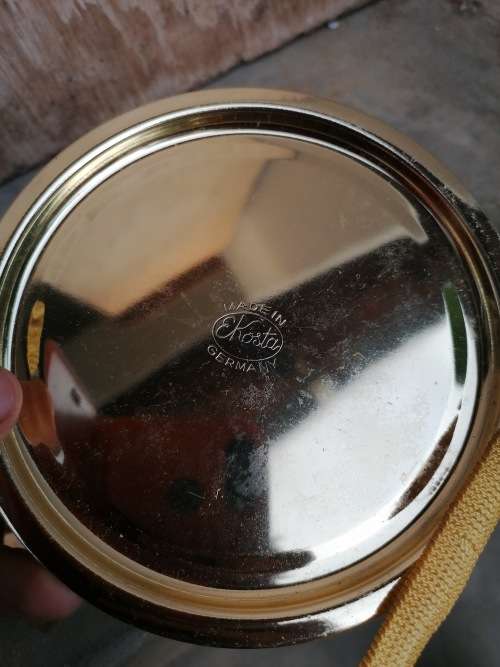 Stainless steal and gold plated japan cutlery and Germany plate
