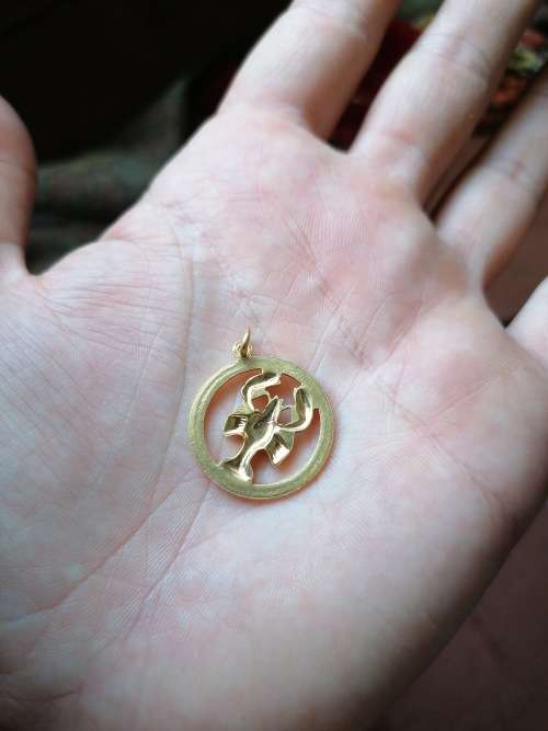 Scorpion pendant