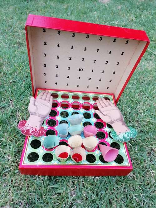 Vintage houpla game