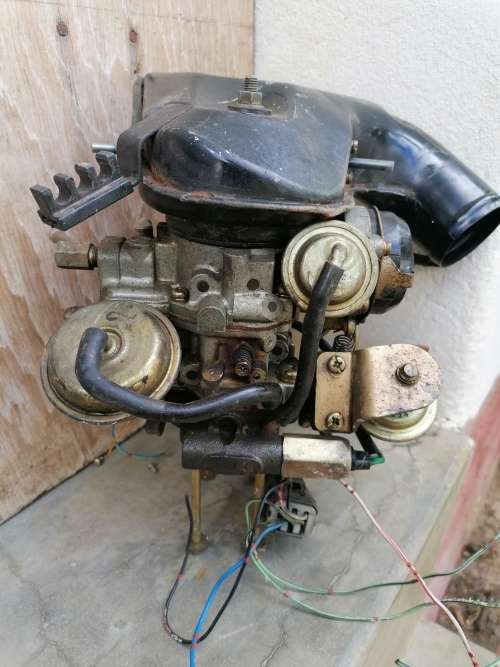 TOYOTA HILUX 4Y 2.2 CABERATORE,ITEM SOLD AS FOUND,DO NOT KNOW HOW TO TEST IT