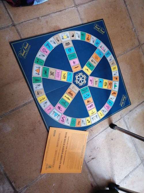 Vintage 1981 Original Trivial Pursuit Master Game Genus Edition Complete