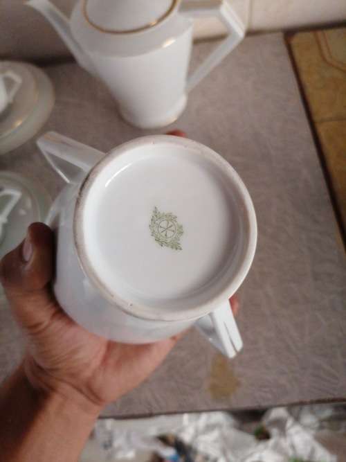 Great condition porcelain tea set