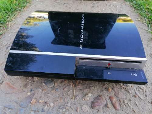 Ps3 console. PLEASE READ DESCRIPTION