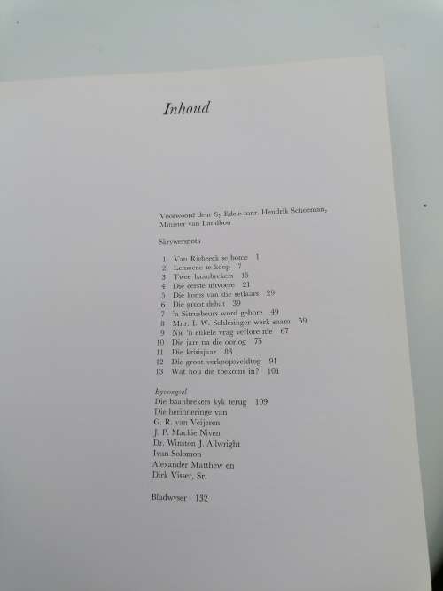 Outspan - Die Goue Oes, Die Geskiedenis van die Suid Afrikaanse Sitrusbedryf deur A.P. Cartwright