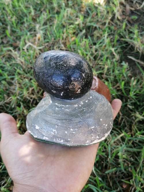 Vintage resin Sculpture needs some love