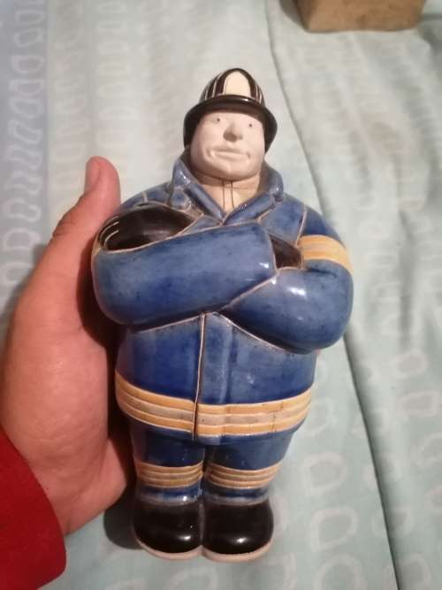 Stunning pottery figure