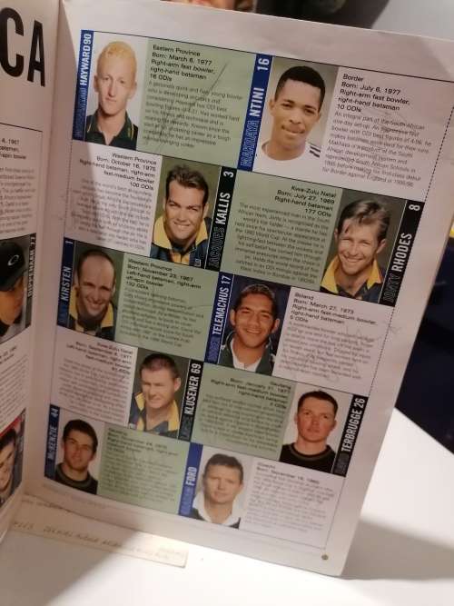 AUSTRALIA VS SOUTH AFRICA SIGNED CRICKET PROGRAMME