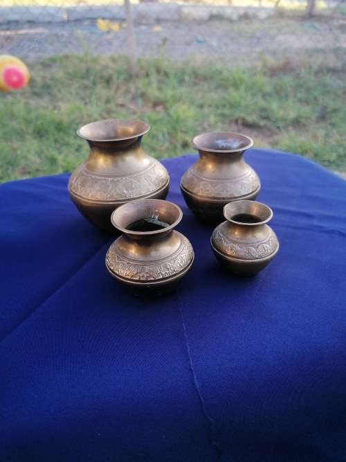 Cute brass set