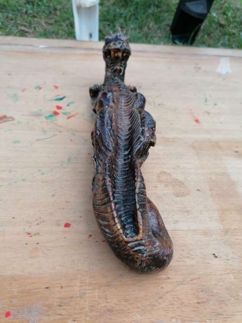 Wow cool looking dragon item. No idee what its used for but cool details