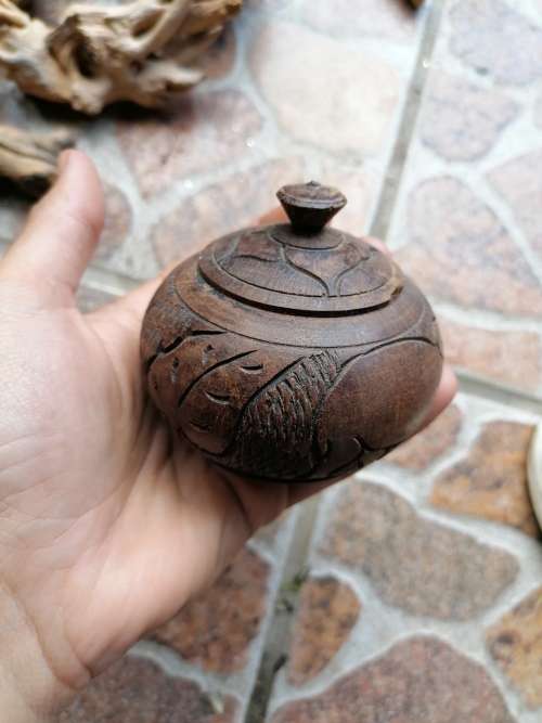 Small african wood carved trinket holder