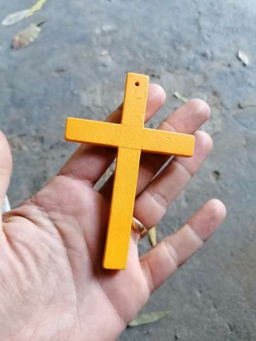Small cross