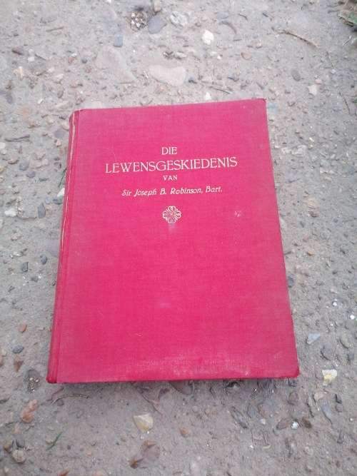 DIE LEWENSGESKIEDENIS VAN SIR JOSEPH ROBINSON 1932 FIRST EDITION