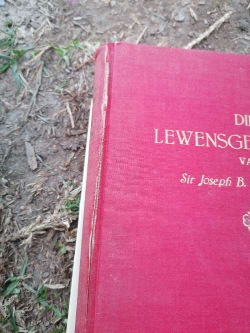 DIE LEWENSGESKIEDENIS VAN SIR JOSEPH ROBINSON 1932 FIRST EDITION