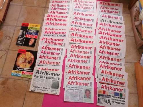 54 DIE AFRIKANER KOERANTE EN 2 1971 DIE AFRIKANER TYDSKRIFTE