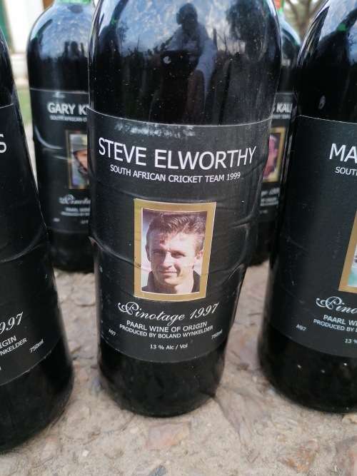 RARE 1999 SA cricket team special release wine collection
