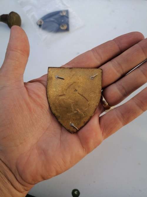 SADF - TSC TRAINING CENTRE METAL SHOULDER FLASH - PINS INTACT