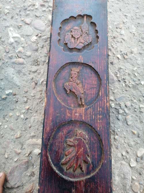 ANGLO-BOER WAR TRENCH ART CARVED BY A QUEENS 9TH ROYAL LANCERMAN HELD AT THE STAATS MODEL SCHOOL
