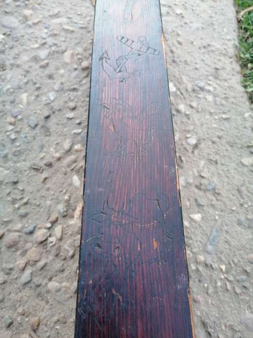 ANGLO-BOER WAR TRENCH ART CARVED BY A QUEENS 9TH ROYAL LANCERMAN HELD AT THE STAATS MODEL SCHOOL