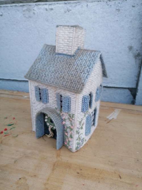 Cute made with wool house