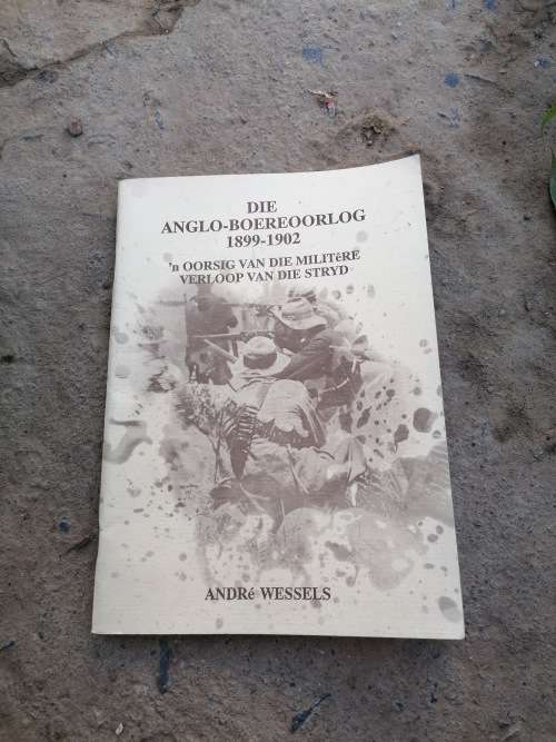 Die Anglo-Boereoorlog 1899-1902 - `n Oorsig van die Militêre Verloop van die Stryd André Wessels